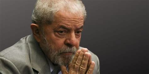 HISTÓRICO Impeachment de Lula chega a 130 assinaturas o maior número