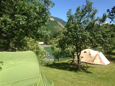 Camping du Plan d Eau Auron Saint Etienne de Tinée