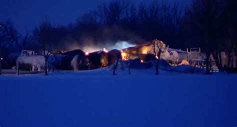 Fiery train derailment in Minnesota prompts evacuations