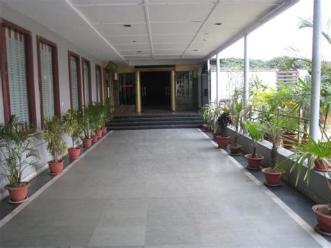 Hotels in Jharsuguda - Book 27 Jharsuguda Hotels at Best Prices & Discounts