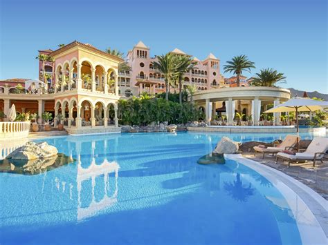 Hotels in Tenerife | Resorts in Tenerife | Iberostar Hotels & Resorts