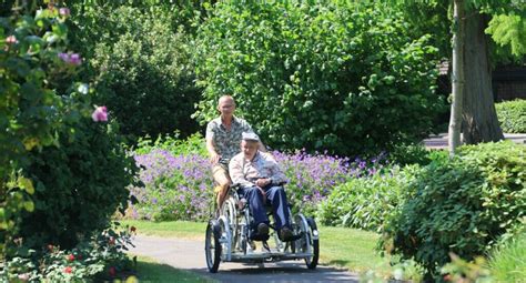 Rolstoelfiets Fietsmaatjes Alphen Aan Den Rijn