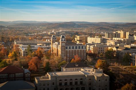 Top 10 Dorms at the University of Arkansas - OneClass Blog