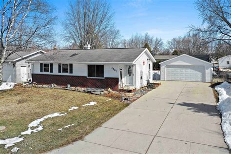 2407 Manitowoc Rd Green Bay WI 54311 Trulia