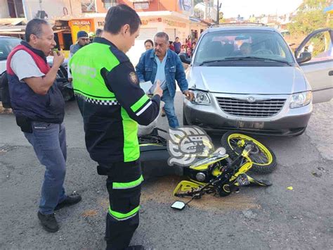 Camioneta Embiste A Motociclistas En C Rdoba