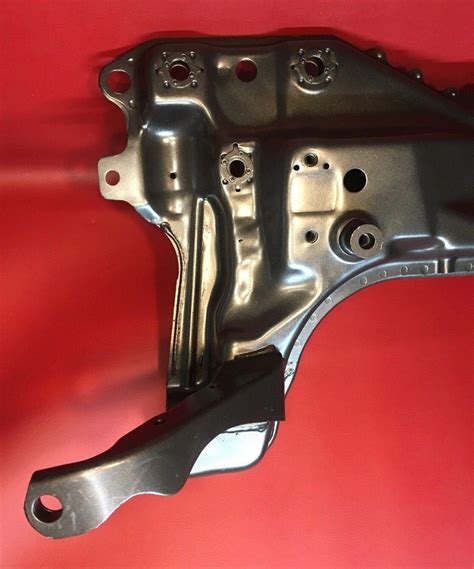 Ford Focus Front Subframe Suspension Engine Cradle Crossmember