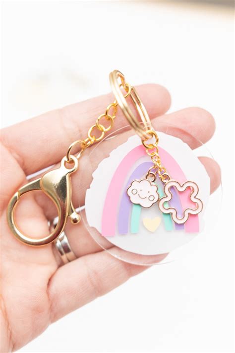 DIY Acrylic Keychains With Your Cricut Free SVG Templates Keychain