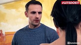 Public Agent Brunette Babysitter Invites A Stranger Into Her Flat For A Rough Sex Session XNXX