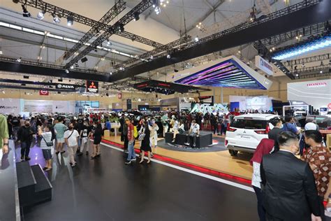 Mitsubishi Motors Bukukan 3 589 Unit SPK Selama Pameran GIIAS 2022