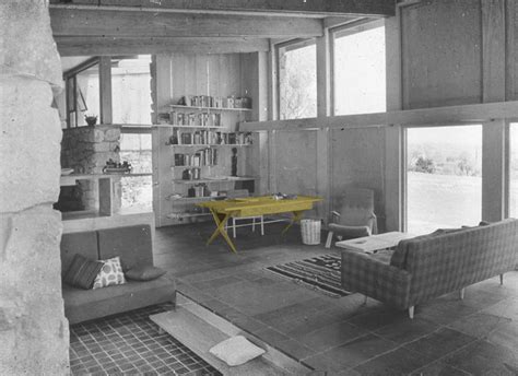 Louis Kahn's domestic monumentality – Ramon Esteve