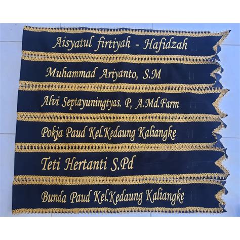 Jual Selempang Wisuda Custom Tulisan Lapis Kilat Sehari Jadi