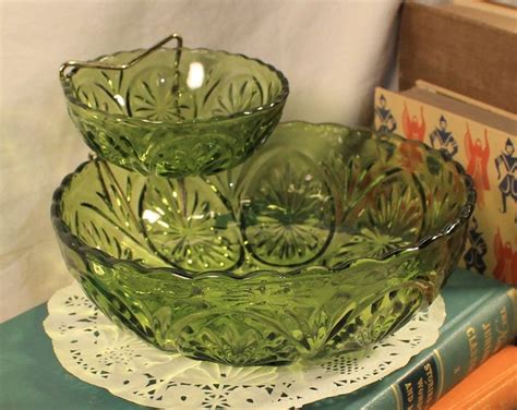 Vintage Avocado Green Glass Chip And Dip Bowl Party Set Stock S Etsy