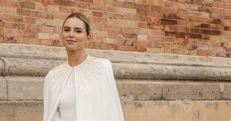 Colour Nude Vistiendo Sue Os Con Estilo Y Pasi N Sevillana En Tus D As M S Especiales