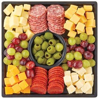 Wegmans EZ Entertaining Tray, Full Size | Wegmans