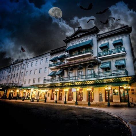 11 Epic Southern Ghost Tours