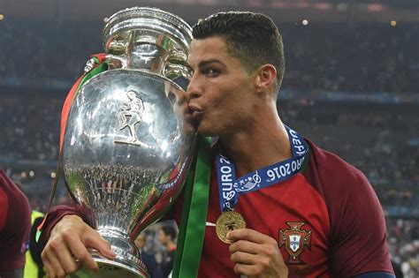 How Portugal finally fell in love with Cristiano Ronaldo | London ...