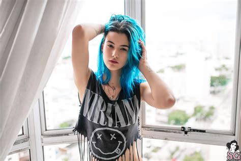 Wallpaper Leeandrea Model Blue Hair Dyed Hair Looking At Viewer