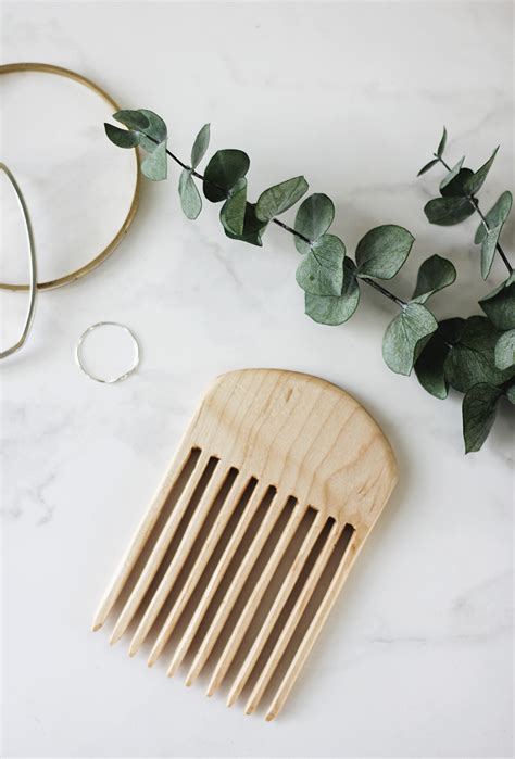 DIY Wooden Comb - The Merrythought