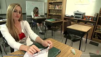 Transexual Se Folla A Un Estudiante Con Una Gran Polla XVIDEOS