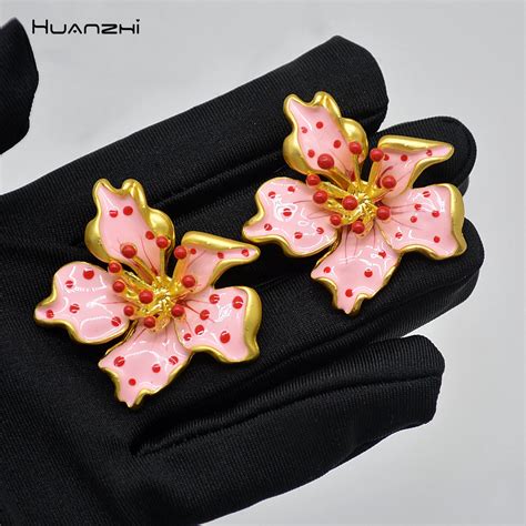 Huanzhi Enamel Pink Flower Stud Earring Irregular Petal Vintage Drip