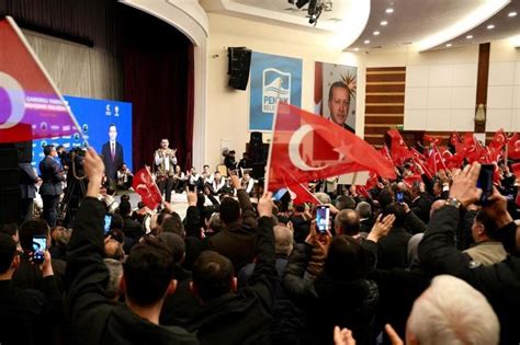 AK Parti İstanbul Büyükşehir Belediye Başkan Adayı Murat Kurum 1 Nisan