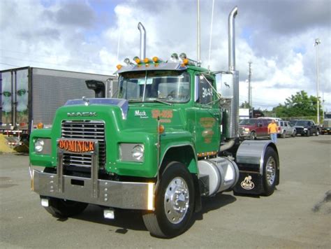 Return Of The Mack R-model - Modern Mack Truck General Discussion ...