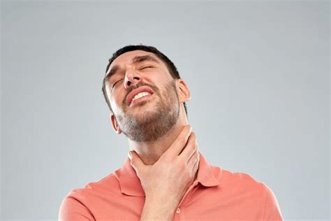 What Are the Symptoms of Salivary Gland Infection and How to Treat it