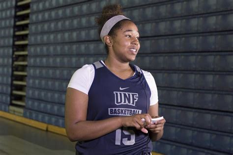 Roster Call: Women’s Basketball – UNF Spinnaker