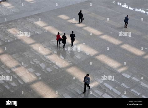 Hongqiao Railway Station, Shanghai, China Stock Photo - Alamy