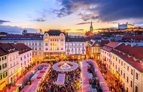 Bratislava Christmas Market 2024 | Dates, Hotels & More - Christmas ...