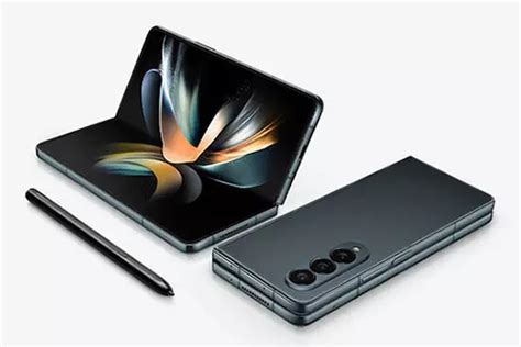 เทียบสเปค Samsung Galaxy Z Fold 4 กับ Z Flip 4 เหมือนหรือต่างกัน