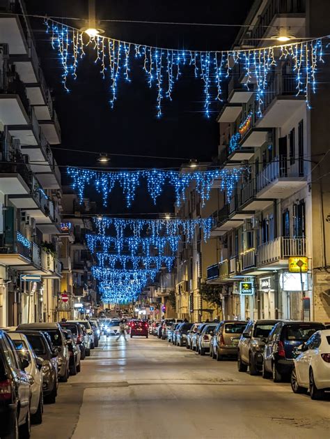 Il Natale A Bisceglie Accese Le Luminarie Pronto Calendario Di Eventi