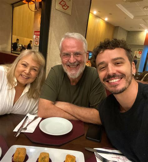 Gal De Pantanal Conta Que Largou Igreja Ap S Pai Se Assumir Gay