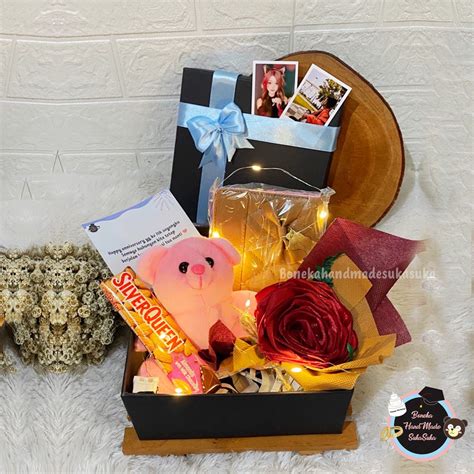 Jual Hampers Cewek Kado Ulang Tahun Coklat Silverqueen Hard Box Tebal