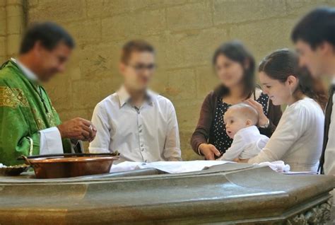 Un Baptême Organisé En Deux Mois Derniers Préparatifs Et Fête Dans