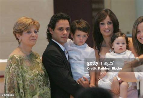 215 Marc Anthony And Dayanara Torres Photos & High Res Pictures - Getty ...