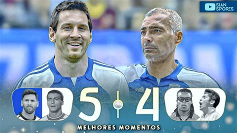 ROMÁRIO E MESSI A PRIMEIRA VEZ QUE JOGARAM JUNTOS E FIZERAM JOGADAS