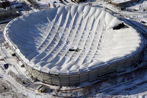 How the Metrodome roof collapse got the Minnesota Vikings a new stadium