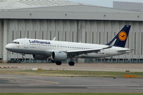 Lufthansa Fleet Airbus A320neo Details and Pictures