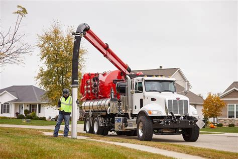 Rent a Vactor Sewer Cleaning Truck in Los Angeles Today! - Haaker Equipment Company