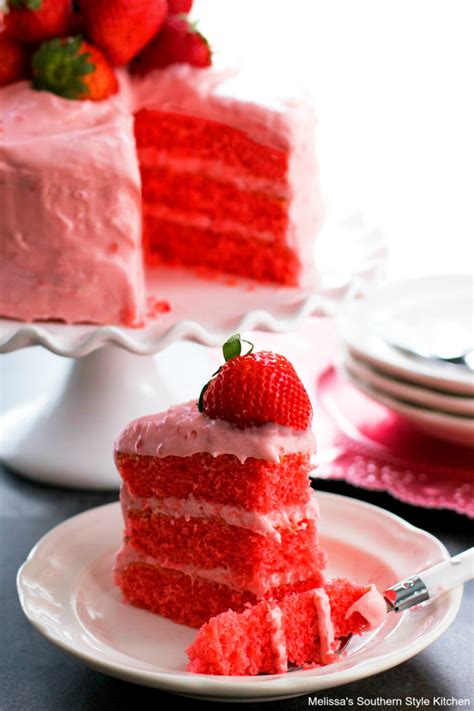 Easy Strawberry Layer Cake Melissassouthernstylekitchen