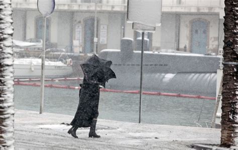 La Neve Sul Mare Di Genova La Repubblica