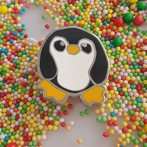 Penguin Pin Enamel Penguin Pin Penguin Badge Cute Pin Etsy