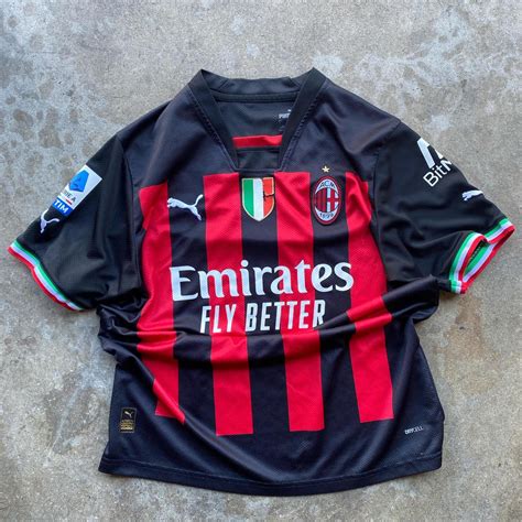 AC MILAN ZLATAN IBRAHIMOVIĆ JERSEY Major cracking... - Depop