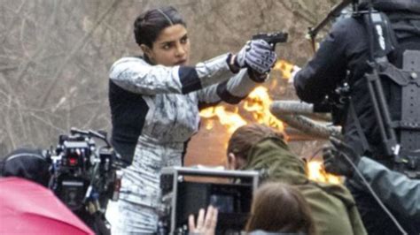 Priyanka Chopra Shares Throwback Bts Picture From Sets Of ‘citadel