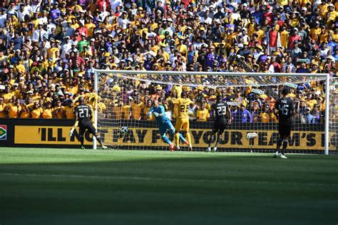 Africa Facts Zone On Twitter Soweto Derby Between Orlando Pirates And