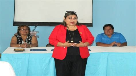 Ugel Sullana Realiza Ceremonia De Entrega De Resoluciones Noticias