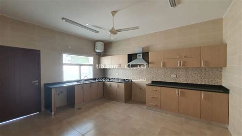 Villa For Rent In Shatti Al Qurum Tibiaan Properties