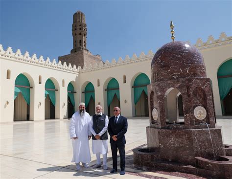 PM Modi Visits Egypt S Historic 11th Century Al Hakim Mosque In Cairo