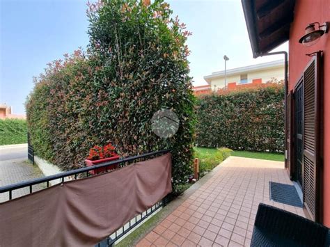 Vendita Villa A Schiera In Via Luigi Einaudi 37 Torrazza Piemonte